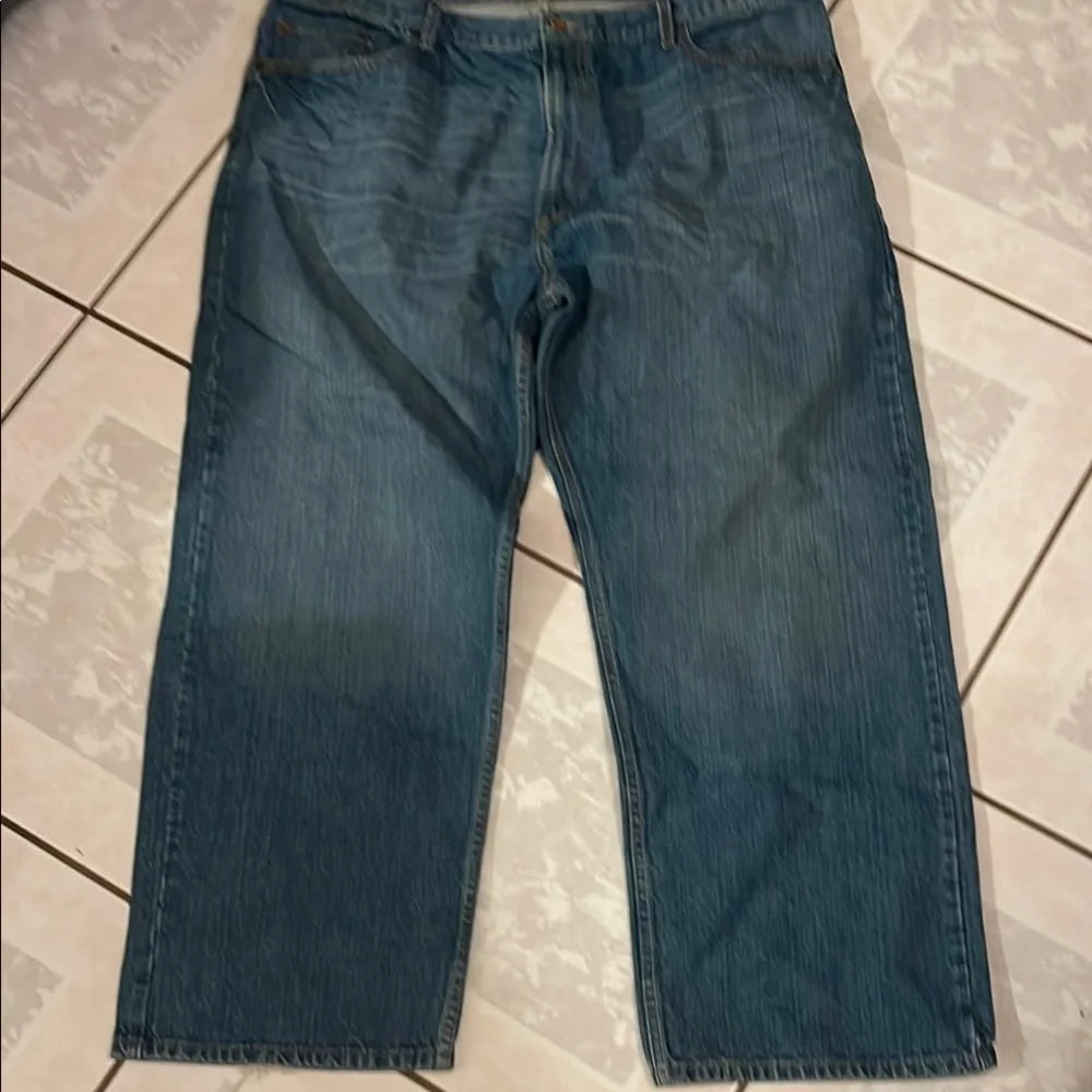 Levi's Blue Relaxed Fit Jeans with Cropped Length Size W42 L30